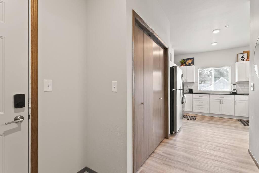 New 2 Bed 2 Bath Near Perry District And Dt Apartment Spokane Exterior foto